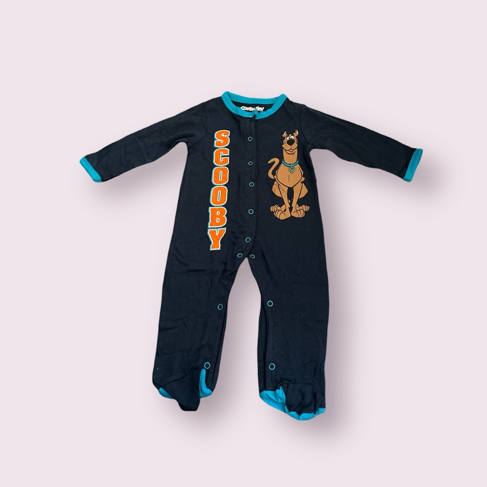 NWT Scooby-Doo Button Front Footies Baby Size 0-3 Months